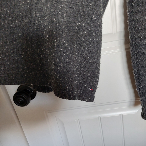 Tommy Hilfiger - Men's Wool Quarter-Zip Hoody - Picture 4 of 4